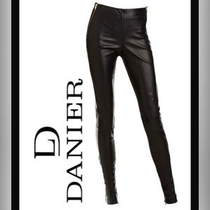 Gorgeous Danier Leather Side Zip Pants/Legging